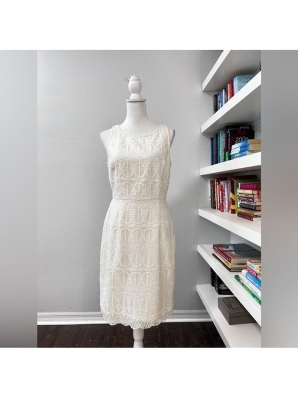 Katherine Kelly off white cream lace dress size 8